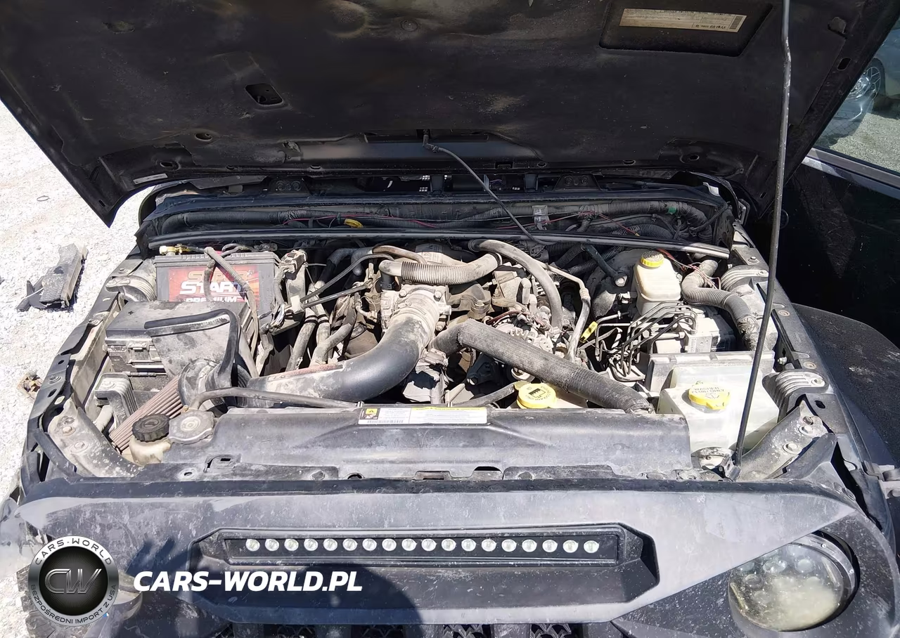 2008 Jeep Wrangler Unlimited Sahara VIN:1J4GA59178L505347 - 10