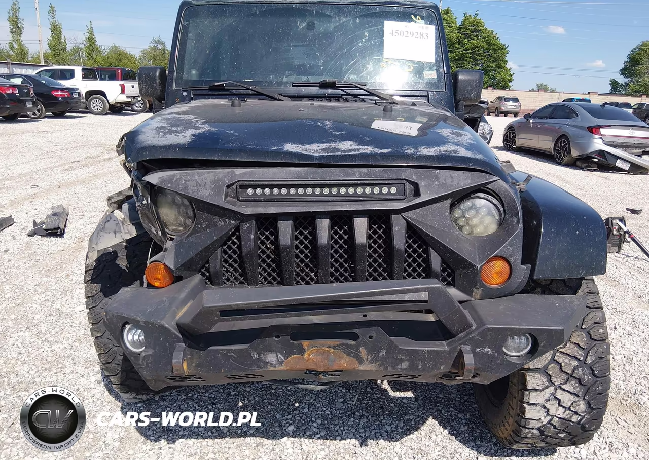 2008 Jeep Wrangler Unlimited Sahara VIN:1J4GA59178L505347 - 12