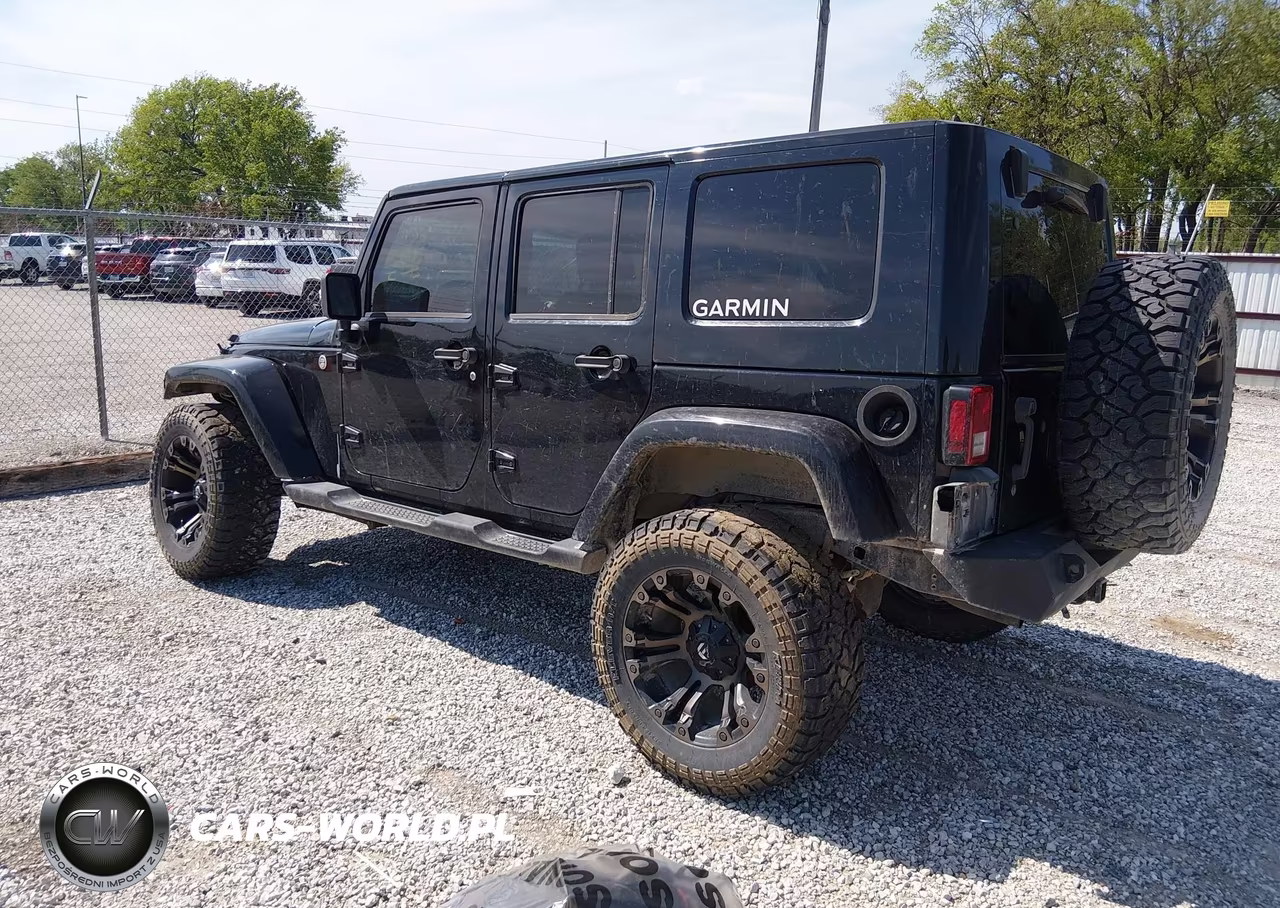 2008 Jeep Wrangler Unlimited Sahara VIN:1J4GA59178L505347 - 3