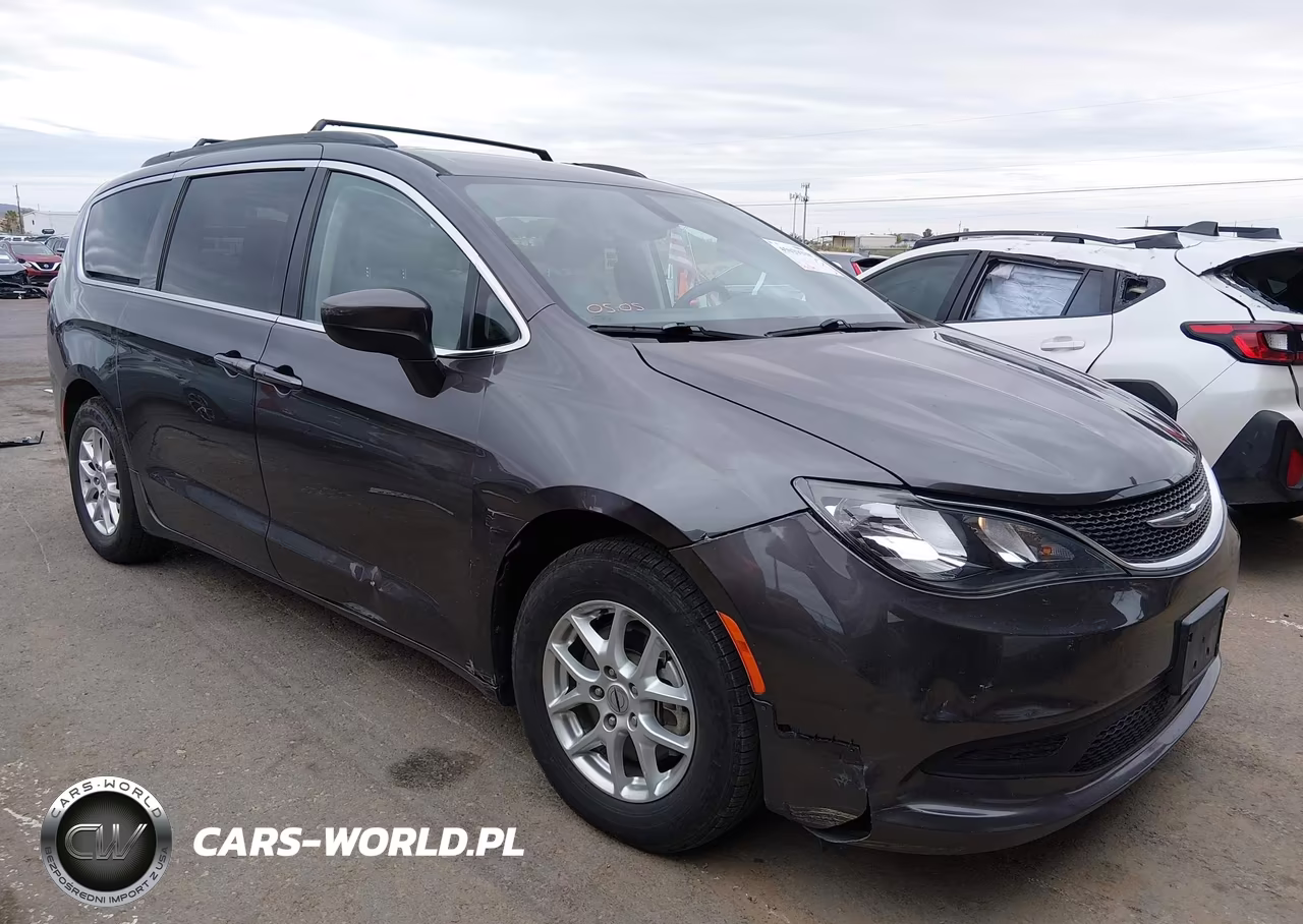2021 Chrysler Voyager Lxi – zdjęcie 1 z 20