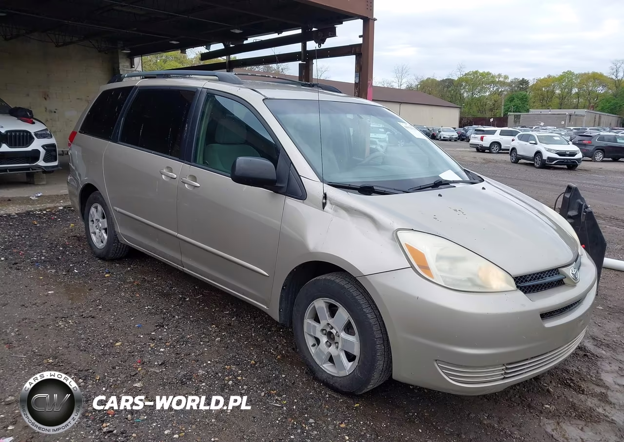 2004 Toyota Sienna Le