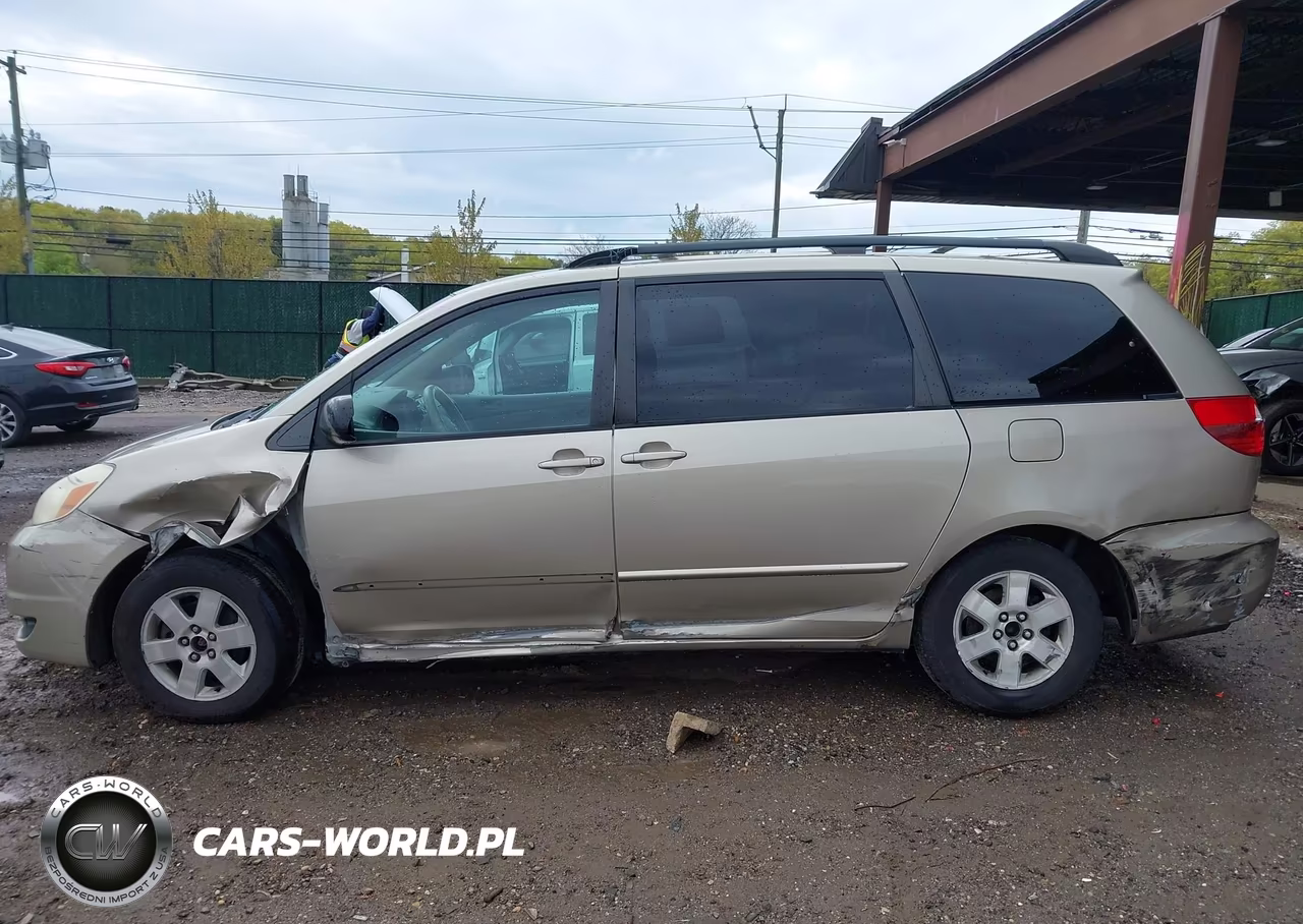 2004 Toyota Sienna Le VIN:5TDZA23C54S090075 - 14