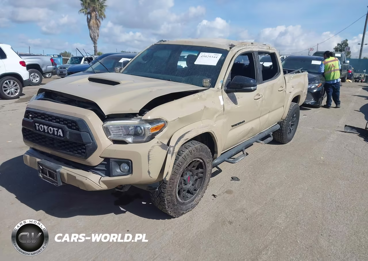 2017 Toyota Tacoma Trd Sport VIN:3TMCZ5AN7HM104424 - 2