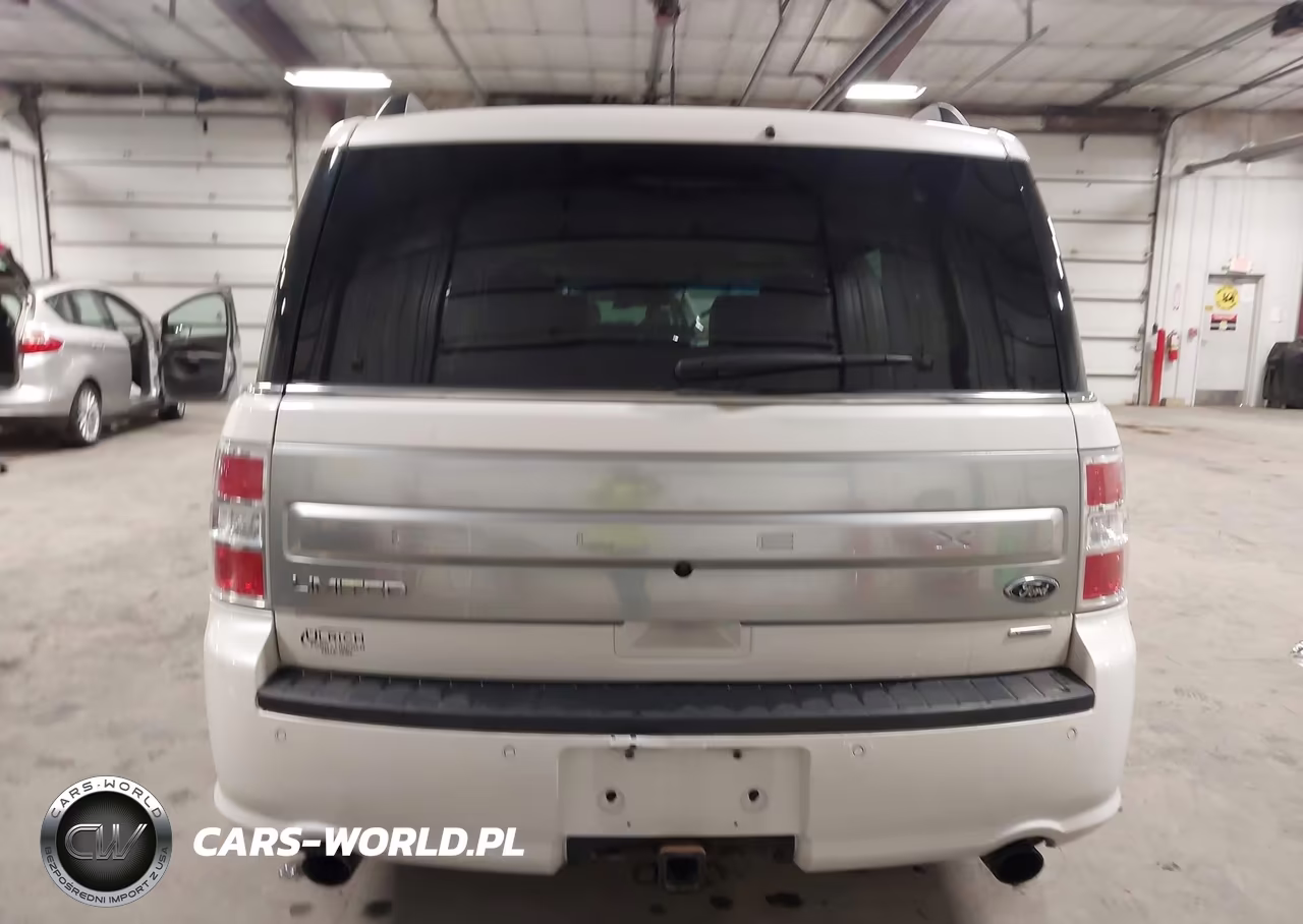 2017 Ford Flex Limited VIN:2FMHK6DT7HBA13841 - 16