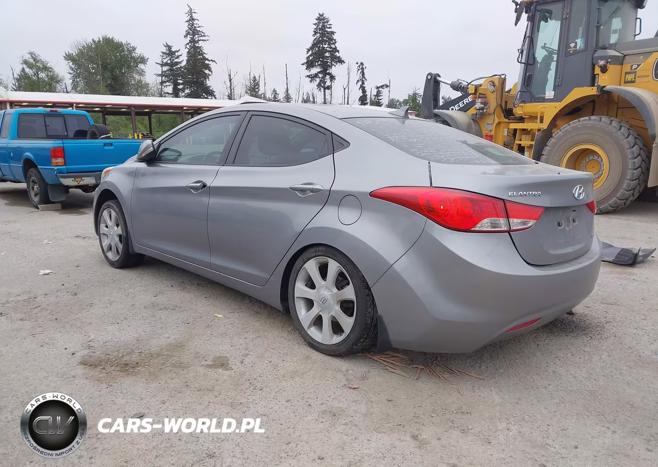 2013 Hyundai Elantra Limited VIN:KMHDH4AE4DU671094 - 3