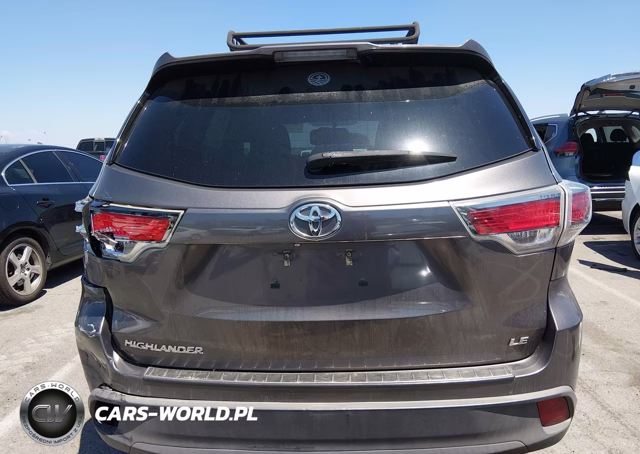 2015 Toyota Highlander Le VIN:5TDZARFH7FS013906 - 16