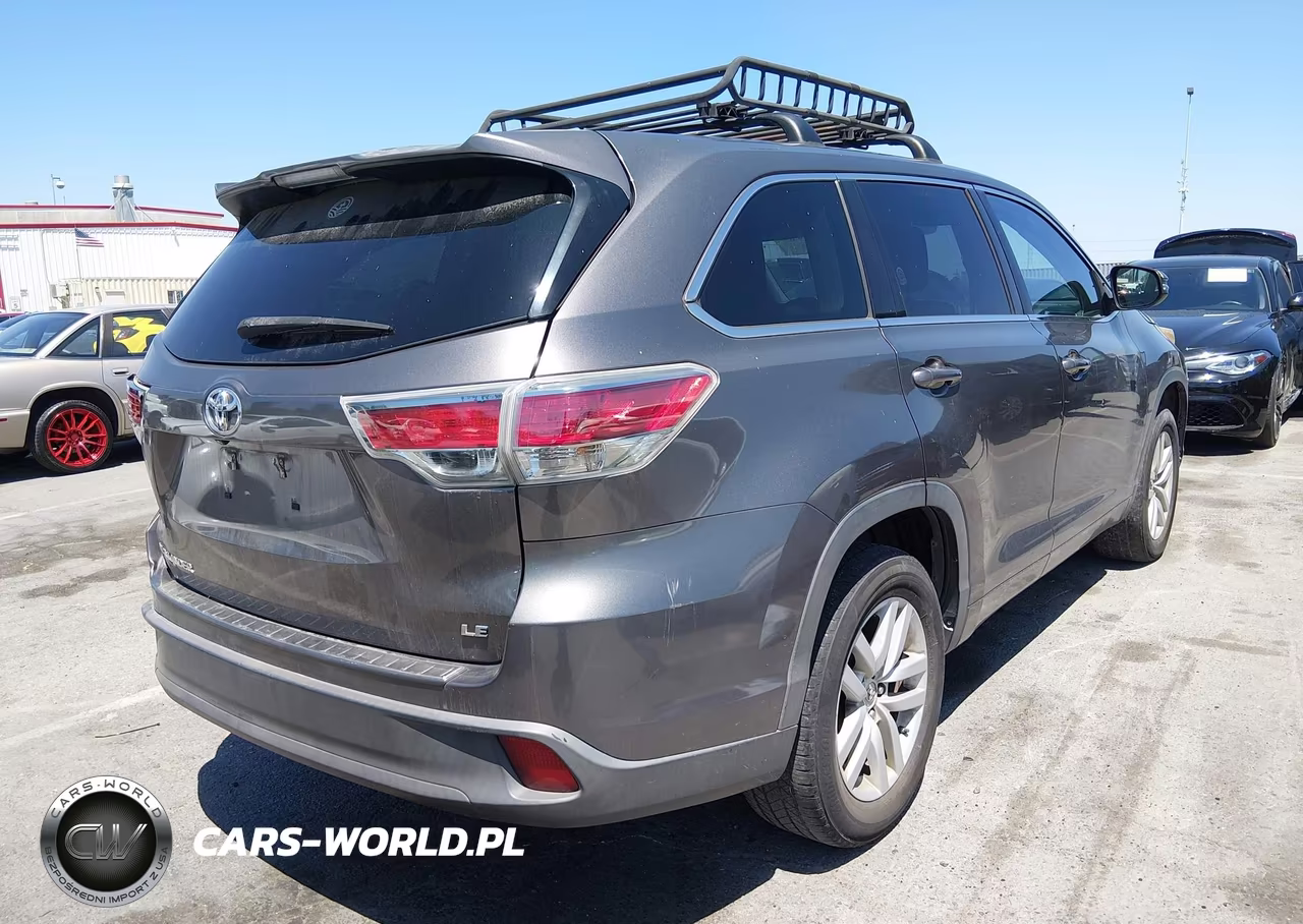 2015 Toyota Highlander Le VIN:5TDZARFH7FS013906 - 4