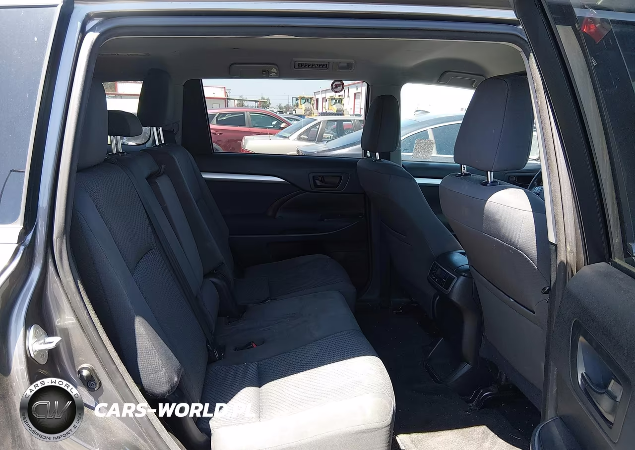 2015 Toyota Highlander Le VIN:5TDZARFH7FS013906 - 8