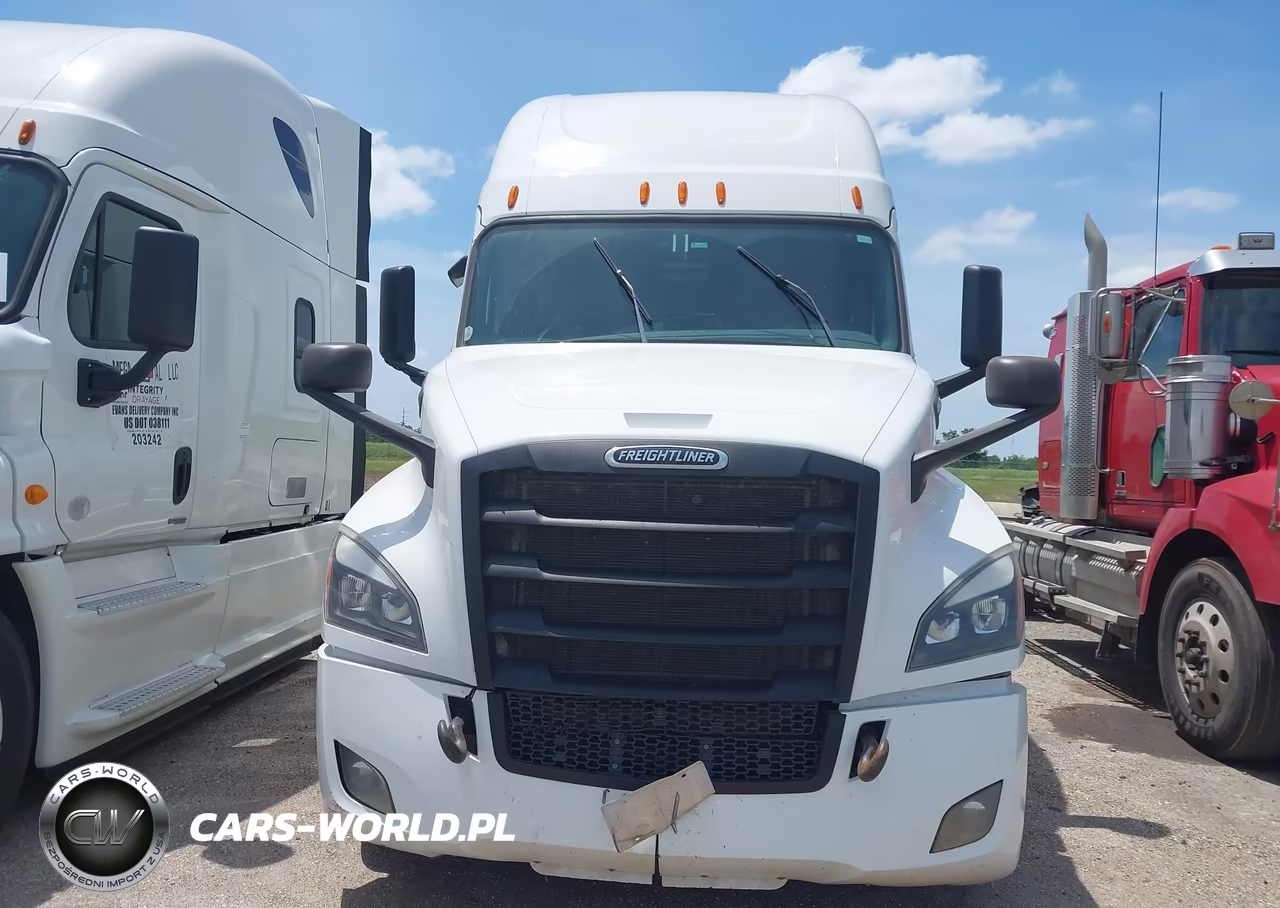 2020 Freightliner New Cascadia 126 VIN:1FUJHHDR7LLLV9586 - 12