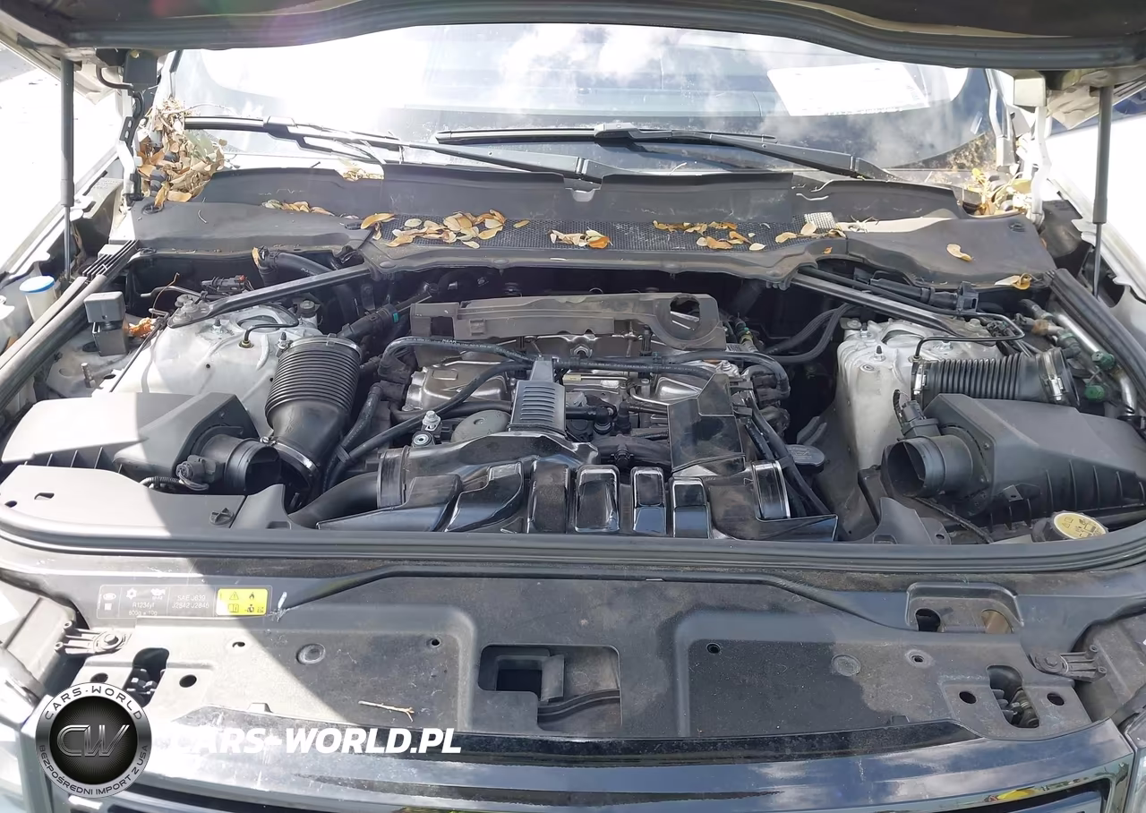 2018 Land Rover Discovery Se VIN:SALRG2RV3JA063286 - 10
