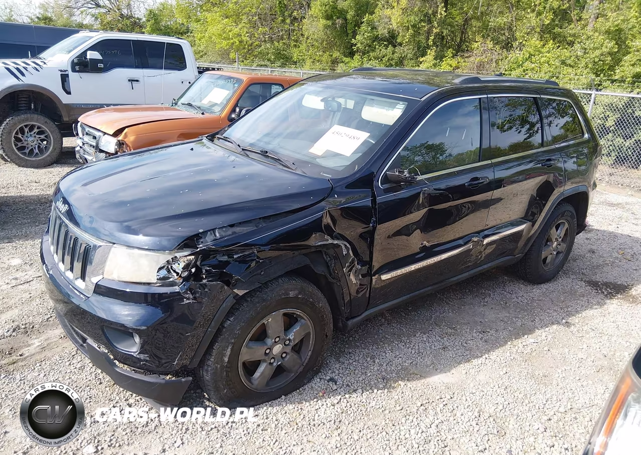 2011 Jeep Grand Cherokee Laredo VIN:1J4RR4GG6BC529696 - 2