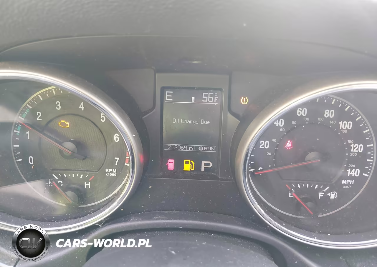 2011 Jeep Grand Cherokee Laredo VIN:1J4RR4GG6BC529696 - 7