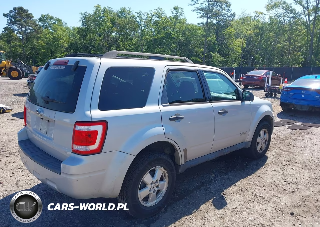 2008 Ford Escape Xlt VIN:1FMCU03Z68KD29843 - 4