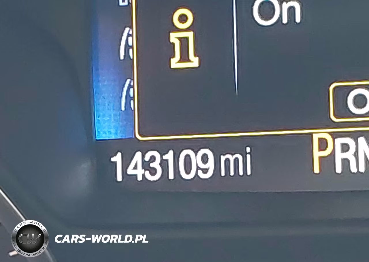 2017 Ford Escape Titanium VIN:1FMCU0JD4HUC64079 - 15