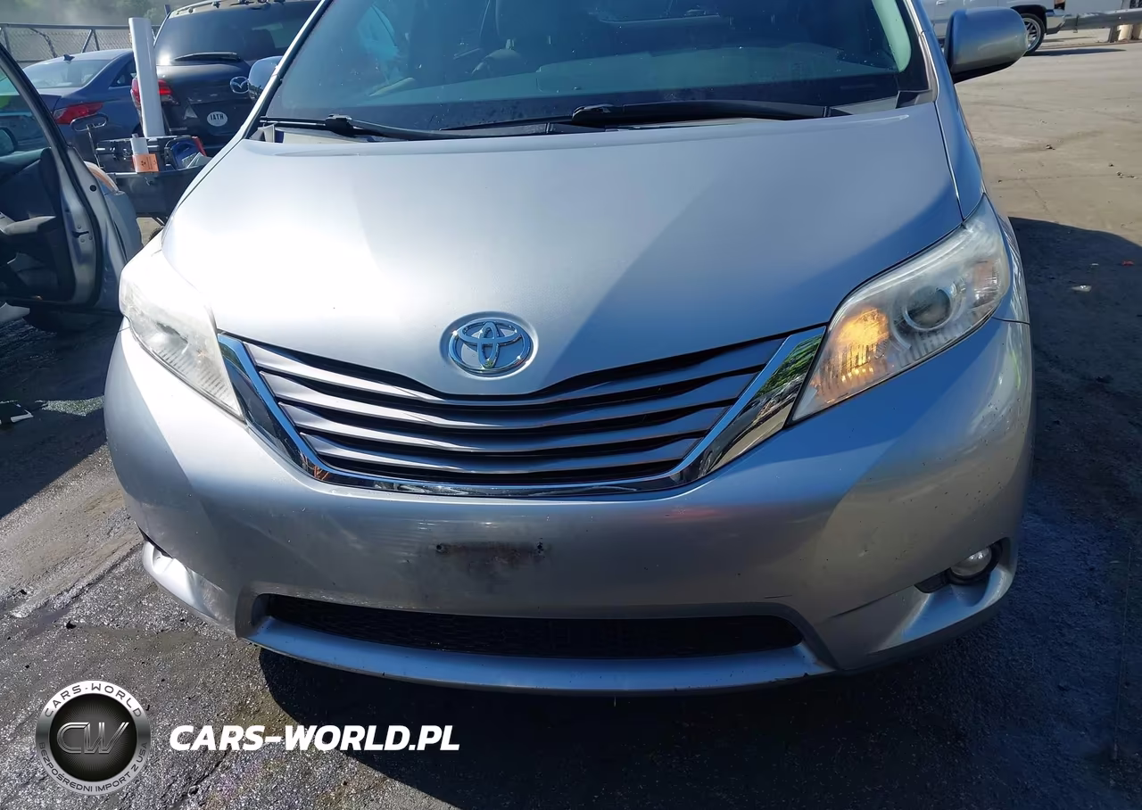 2016 Toyota Sienna Xle 8 Passenger VIN:5TDYK3DC9GS698974 - 13