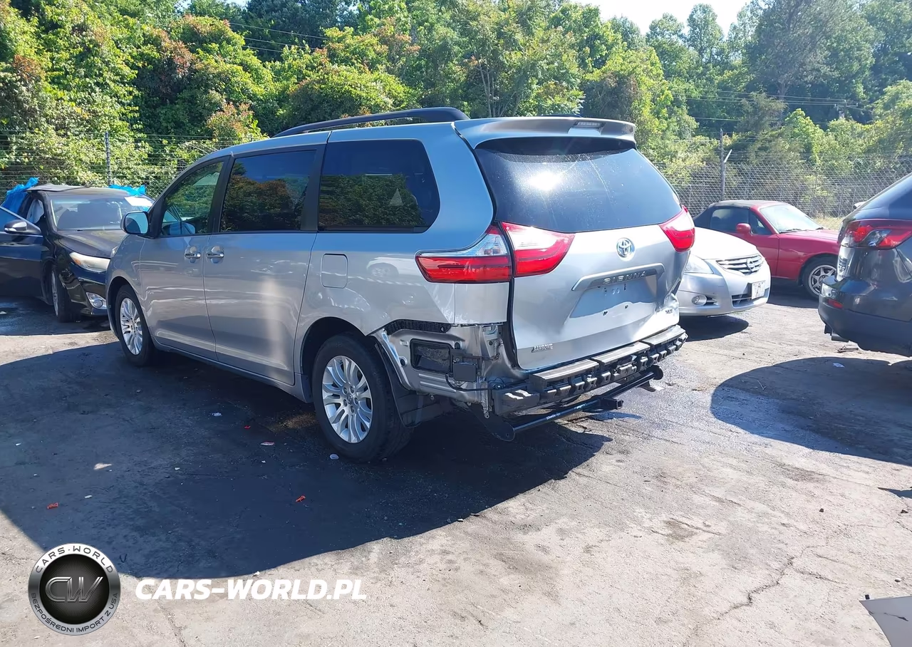 2016 Toyota Sienna Xle 8 Passenger VIN:5TDYK3DC9GS698974 - 3