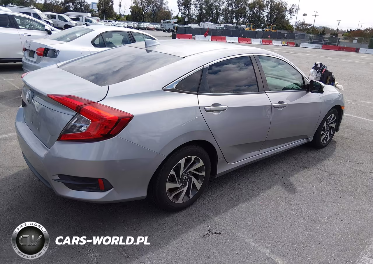 2017 Honda Civic Ex VIN:2HGFC2F79HH514116 - 4