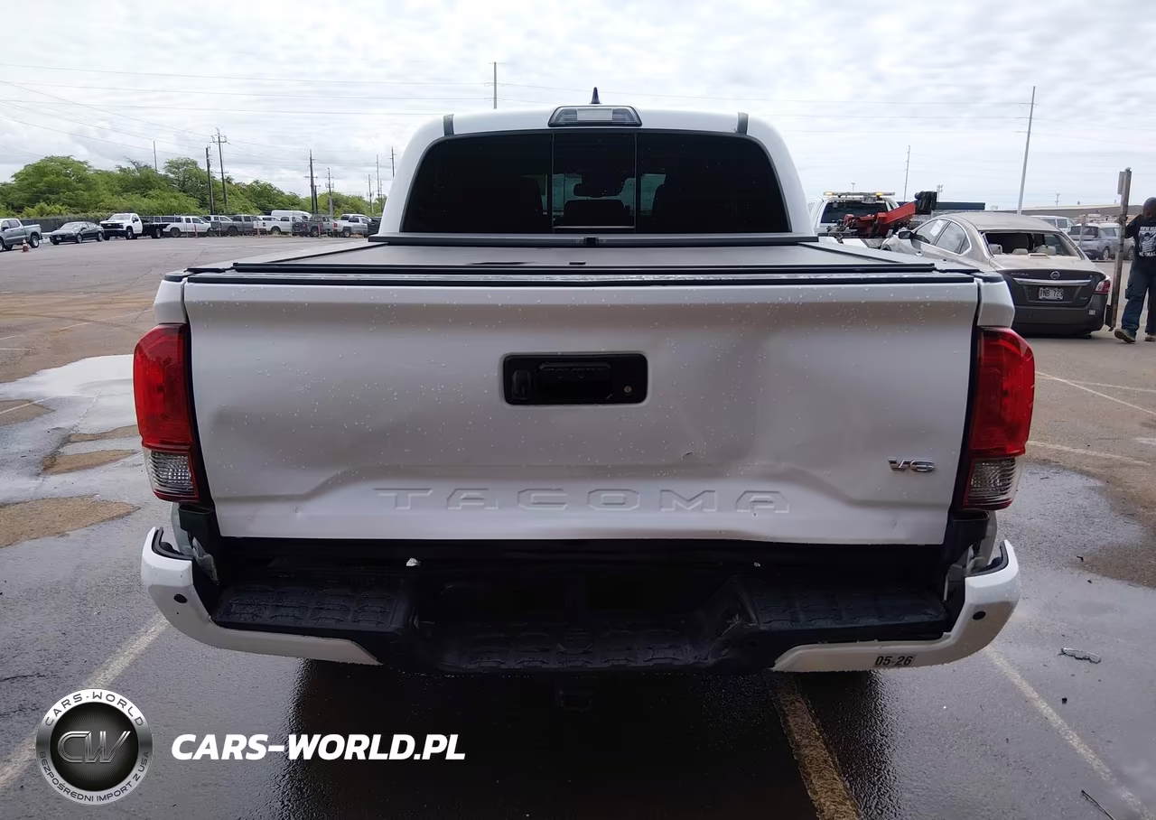 2018 Toyota Tacoma Sr5 V6 VIN:3TMAZ5CN9JM070156 - 16