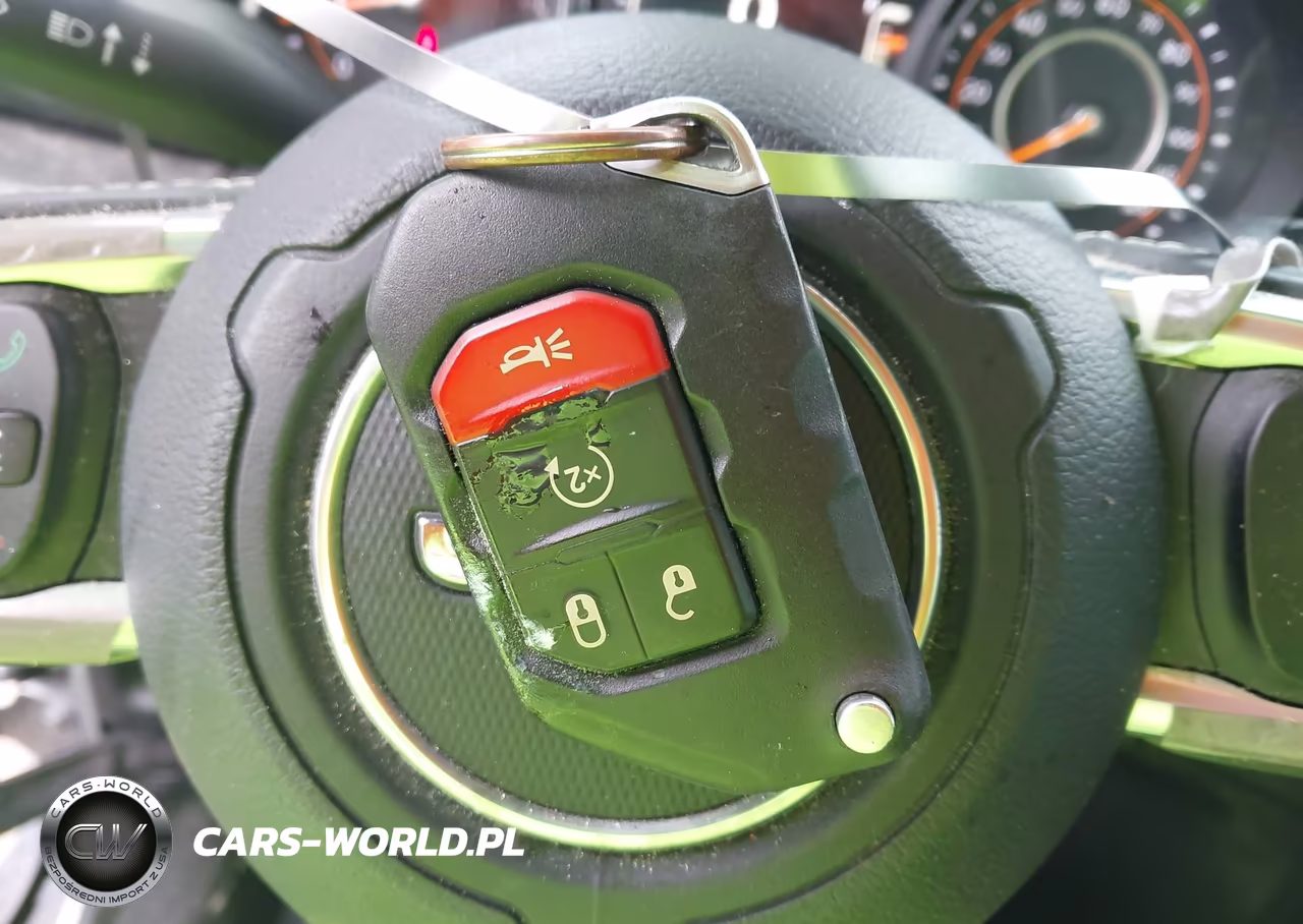 2018 Jeep Wrangler Unlimited Sahara 4X4 VIN:1C4HJXEN4JW332549 - 11