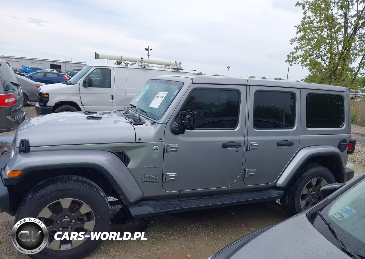 2018 Jeep Wrangler Unlimited Sahara 4X4 VIN:1C4HJXEN4JW332549 - 14