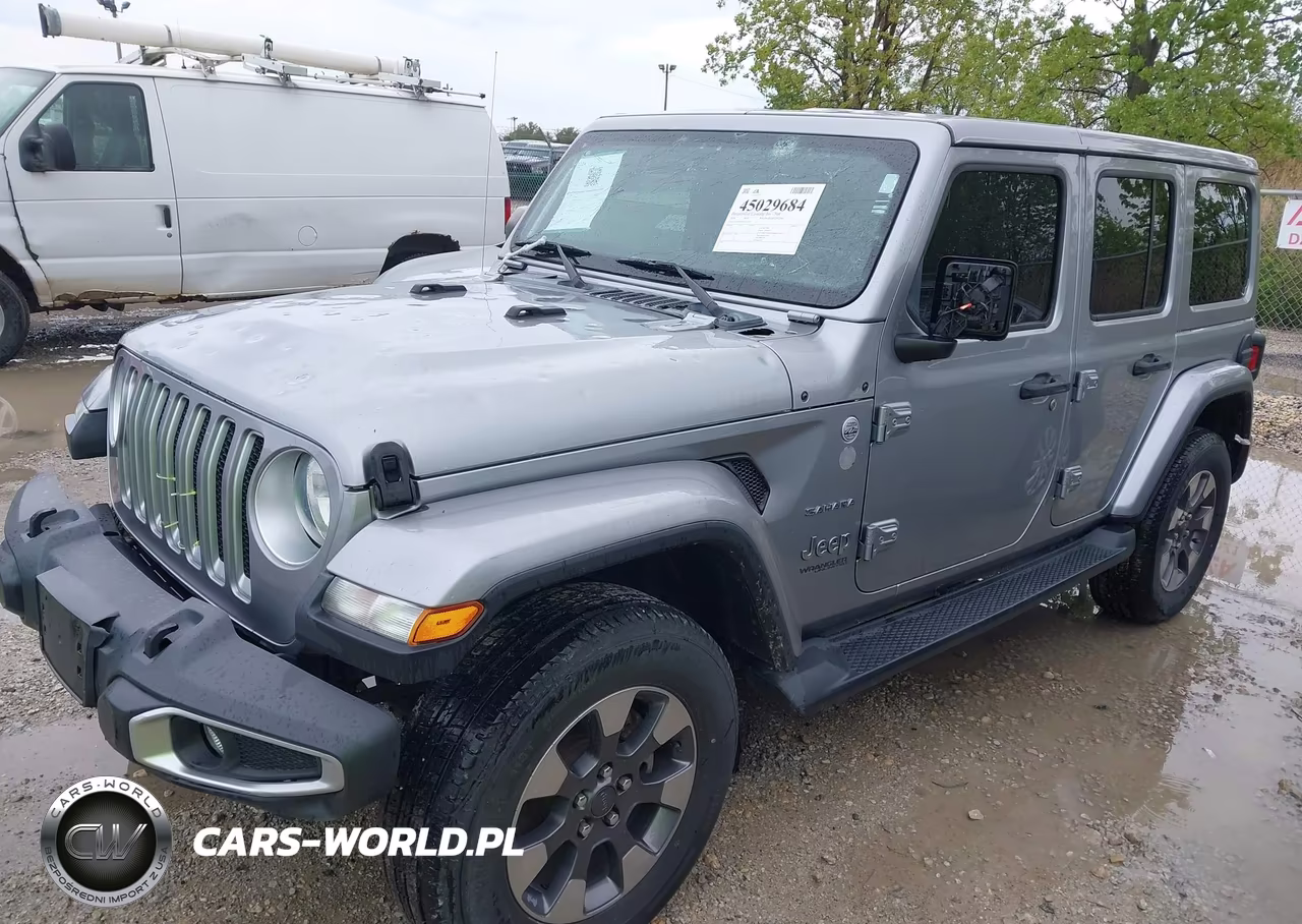 2018 Jeep Wrangler Unlimited Sahara 4X4 VIN:1C4HJXEN4JW332549 - 2