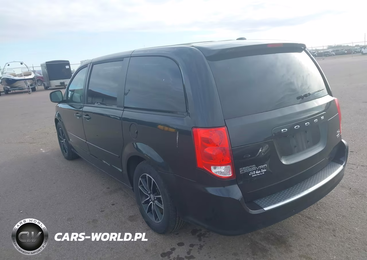 2016 Dodge Grand Caravan R-T VIN:2C4RDGEG2GR352118 - 3