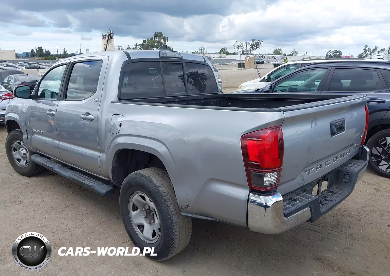 2019 Toyota Tacoma Sr5 VIN:5TFAX5GN3KX155750 - 3
