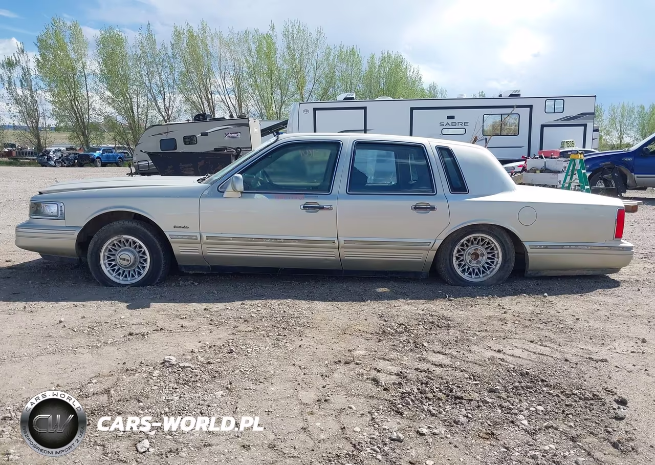 1997 Lincoln Town Car Executive VIN:1LNLM81WXVY733860 - 16