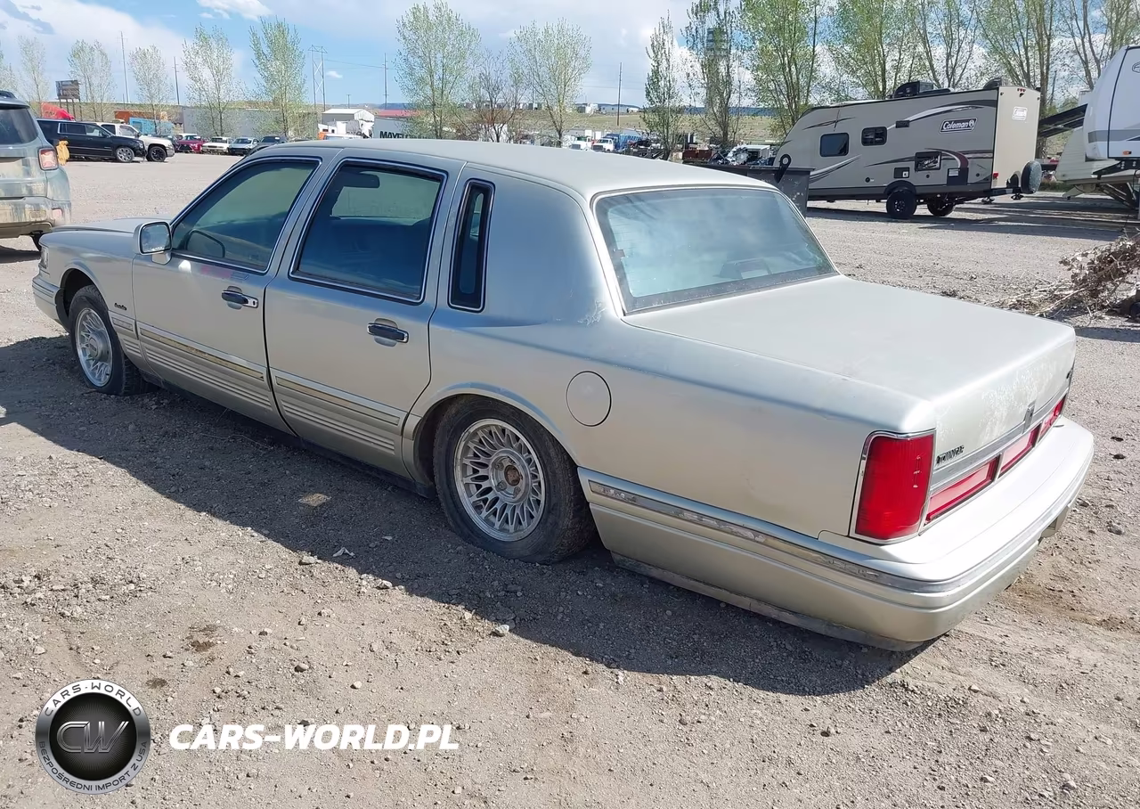 1997 Lincoln Town Car Executive VIN:1LNLM81WXVY733860 - 3