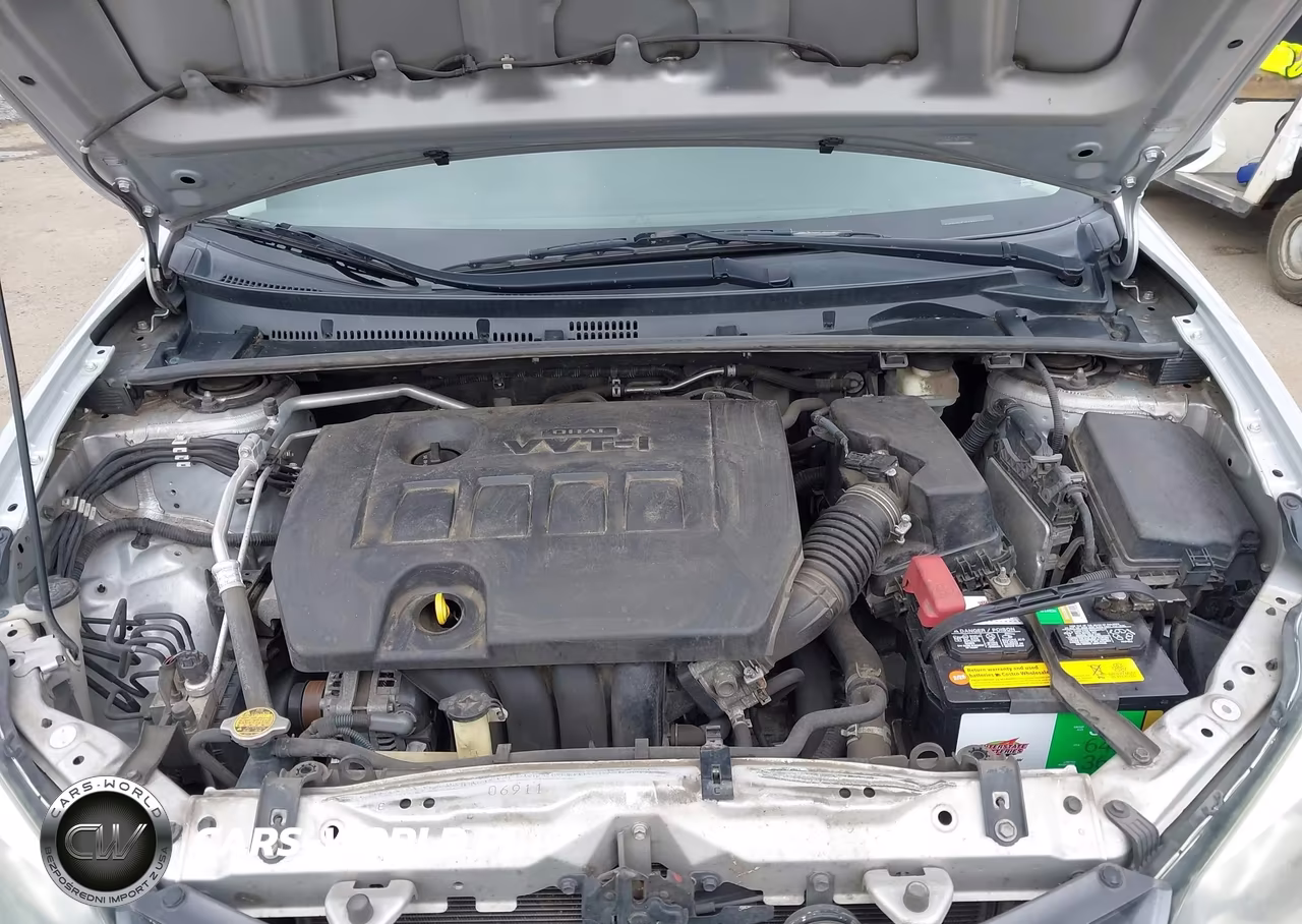 2015 Toyota Corolla Le VIN:5YFBURHE3FP232446 - 10