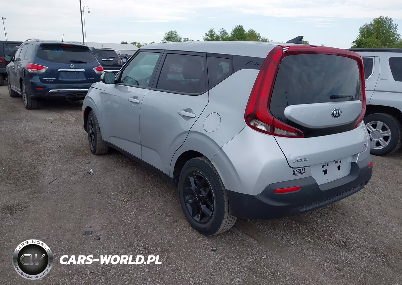 2021 Kia Soul S VIN:KNDJ23AU3M7751673 - 3