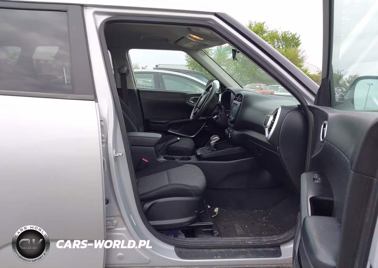 2021 Kia Soul S VIN:KNDJ23AU3M7751673 - 5
