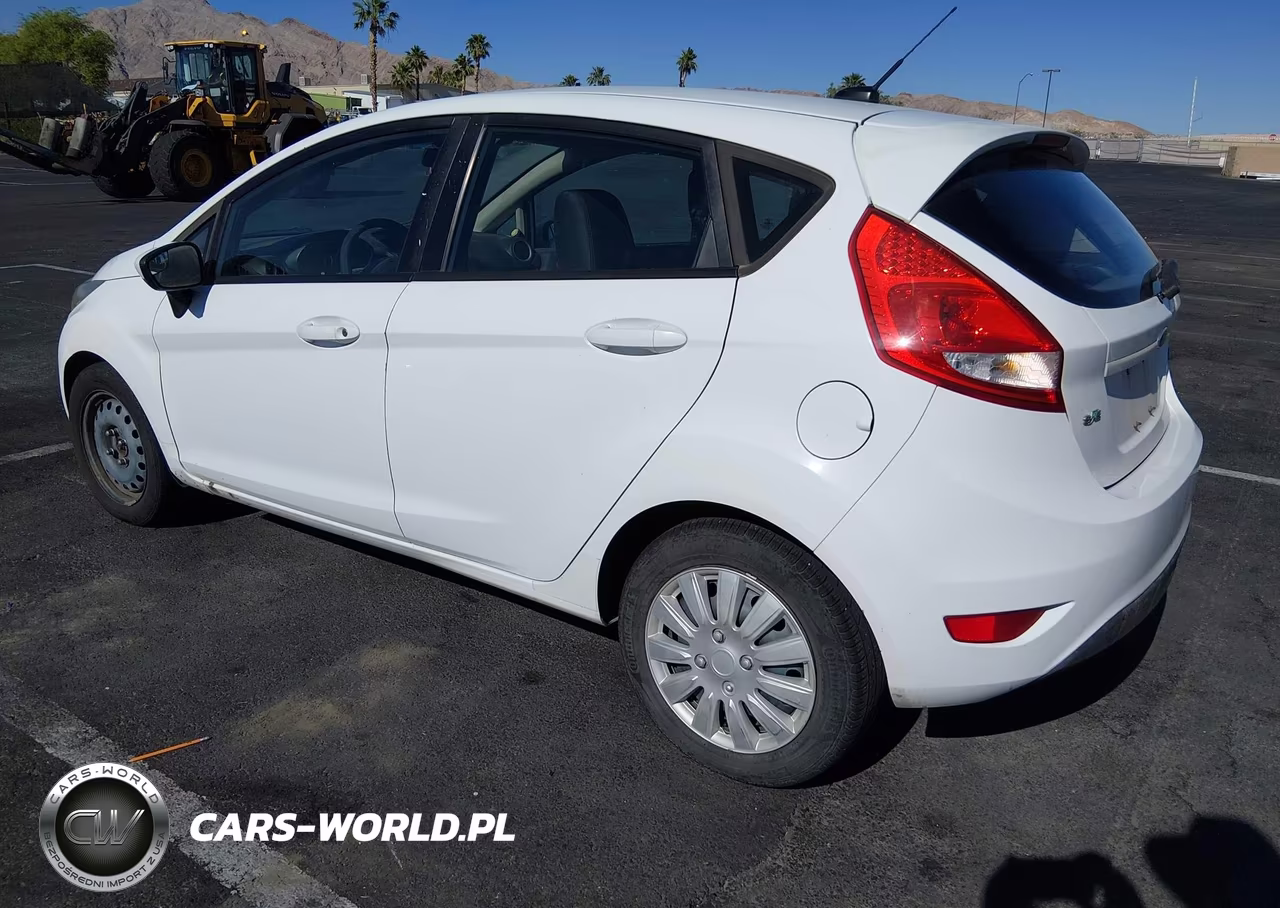 2012 Ford Fiesta Se VIN:3FADP4EJ6CM132113 - 3