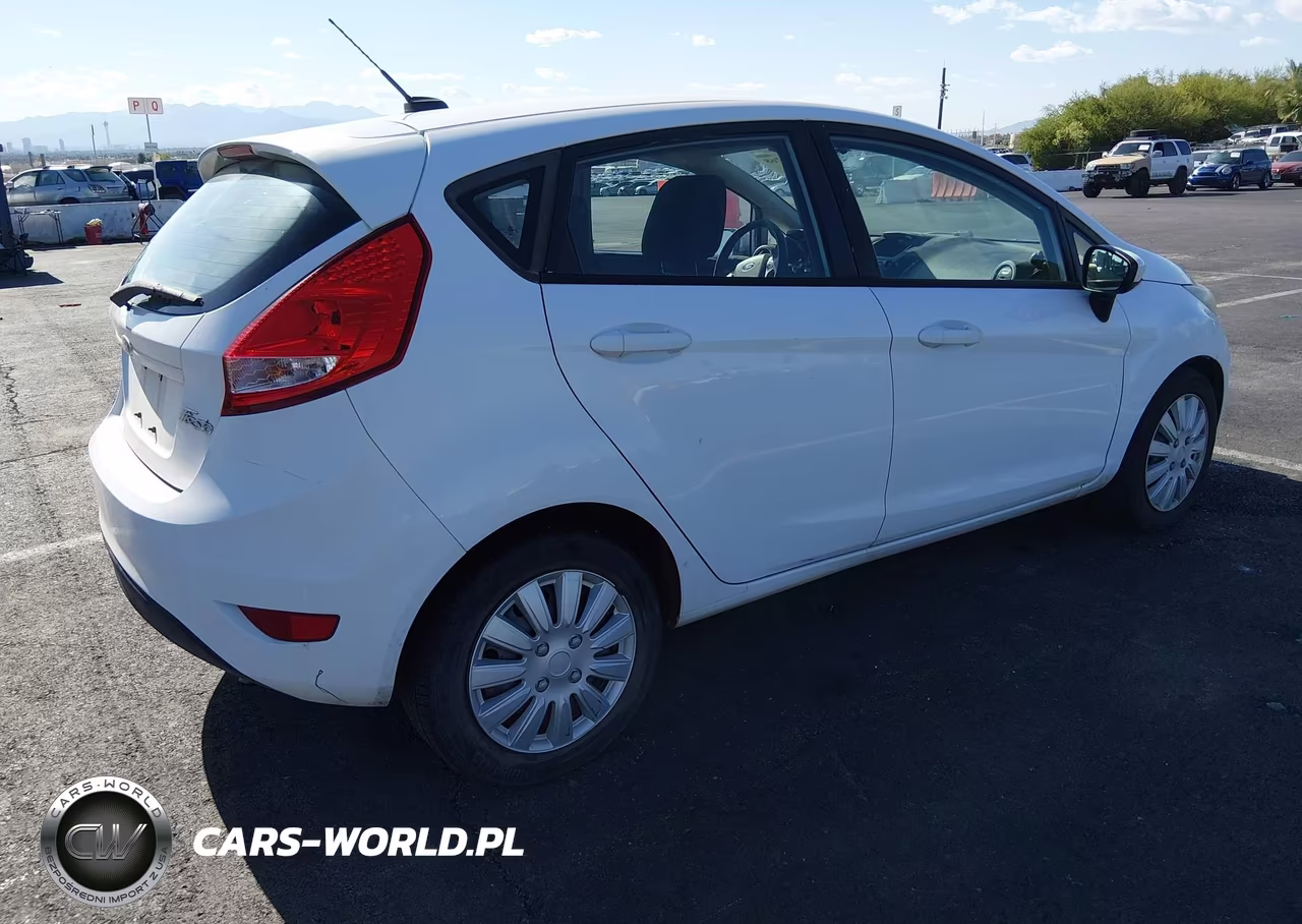 2012 Ford Fiesta Se VIN:3FADP4EJ6CM132113 - 4