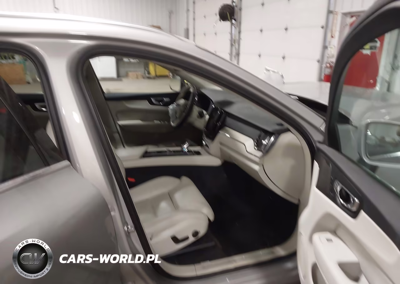 2022 Volvo Xc60 B5 Inscription VIN:YV4L12RL6N1996549 - 5