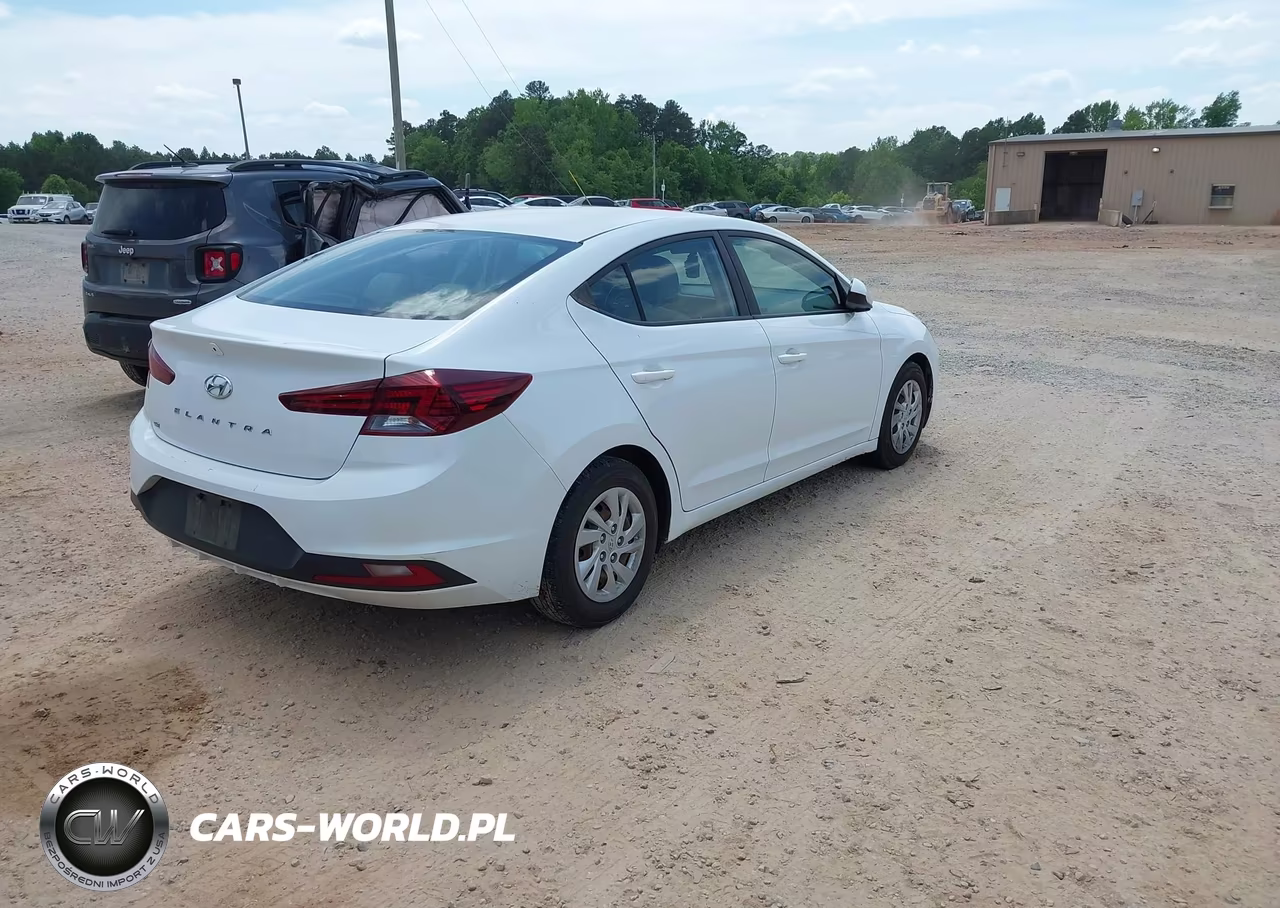 2019 Hyundai Elantra Se VIN:5NPD74LF8KH487720 - 4