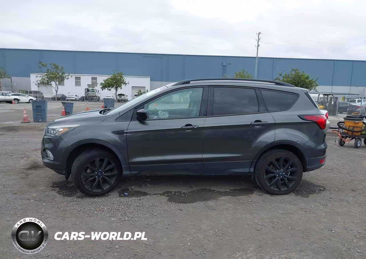 2019 Ford Escape Se VIN:1FMCU0GDXKUA36344 - 15