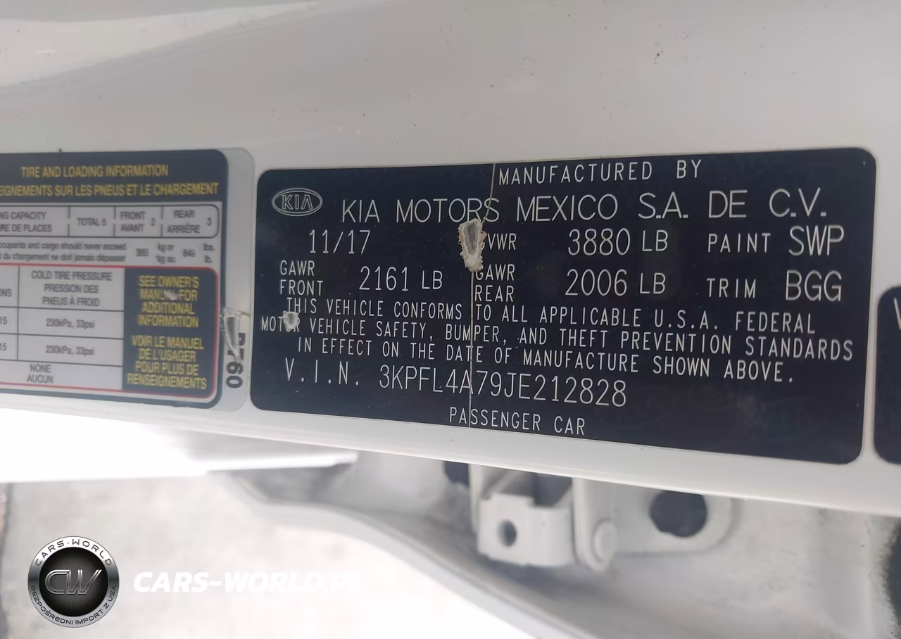 2018 Kia Forte Lx VIN:3KPFL4A79JE212828 - 9