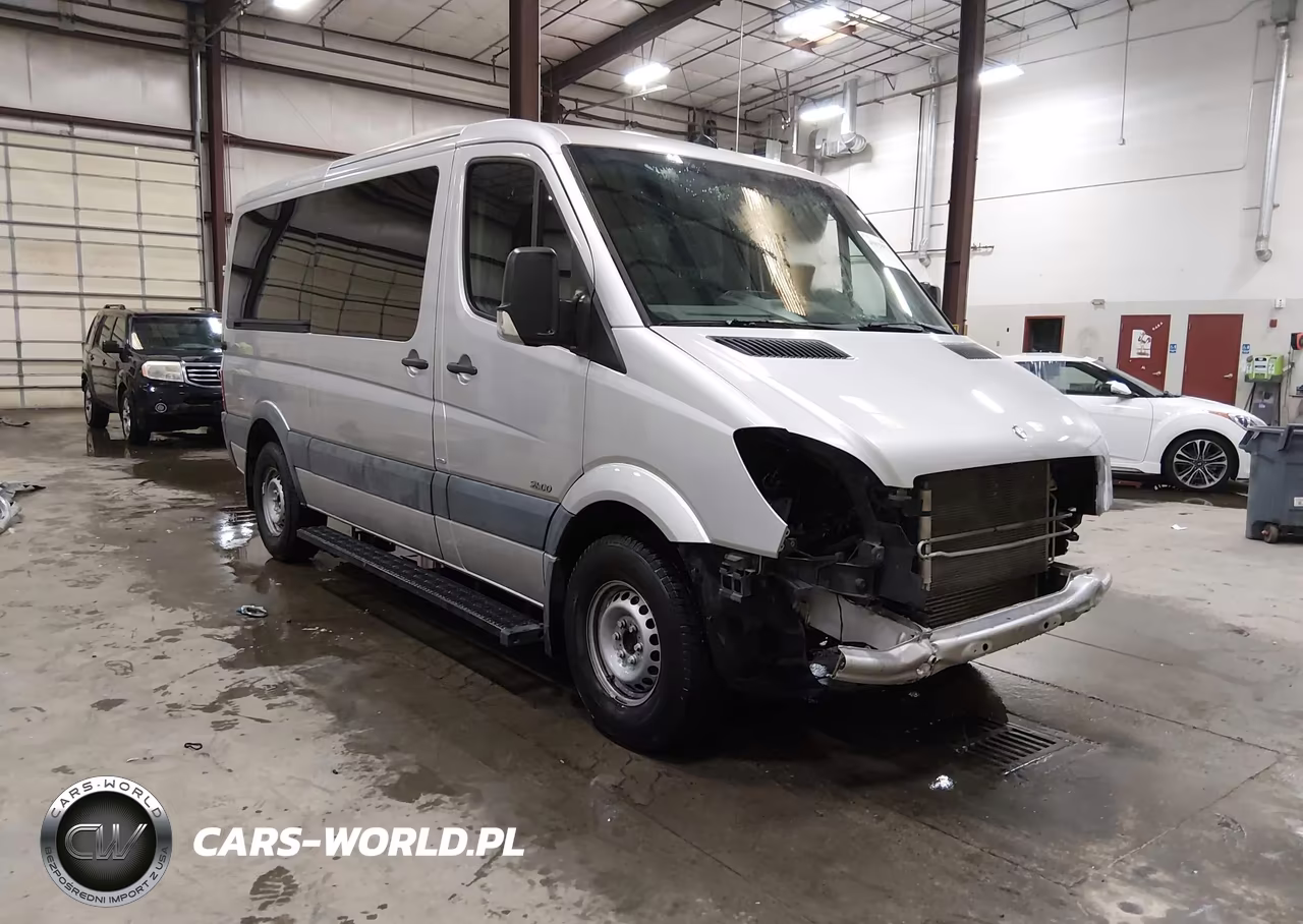 2013 Mercedes-Benz Sprinter 2500 Normal Roof