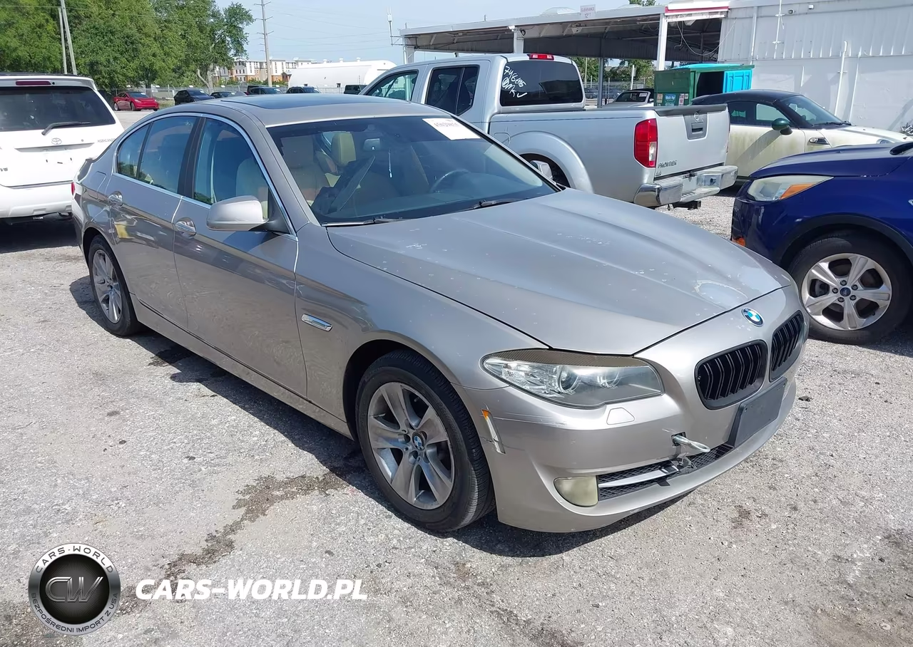 2011 BMW 528I