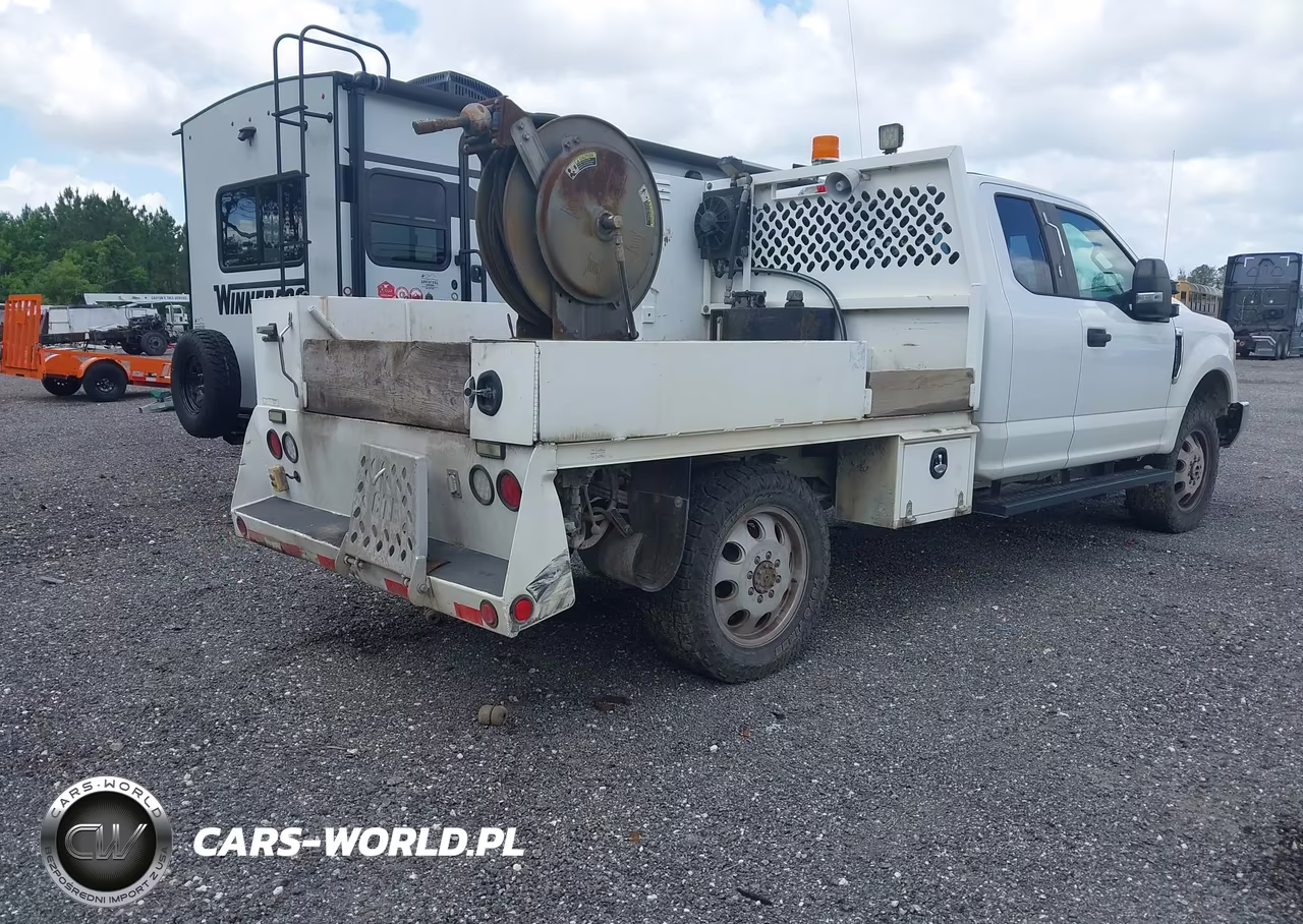 2017 Ford F-350 Xl VIN:1FD7X3B61HEC56669 - 4