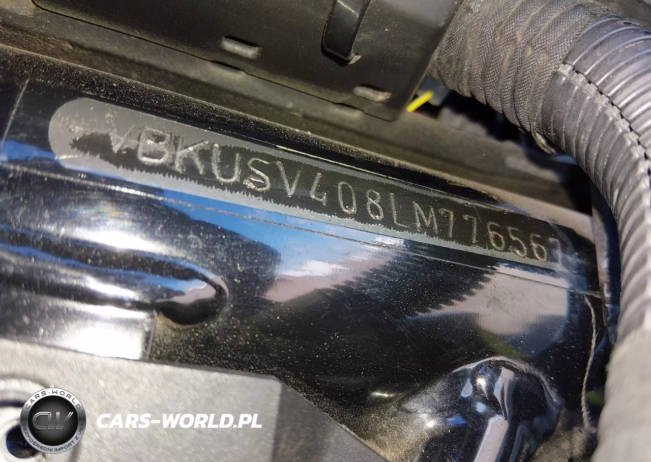 2020 Husqvarna Supermoto 701 VIN:VBKUSV408LM776567 - 10