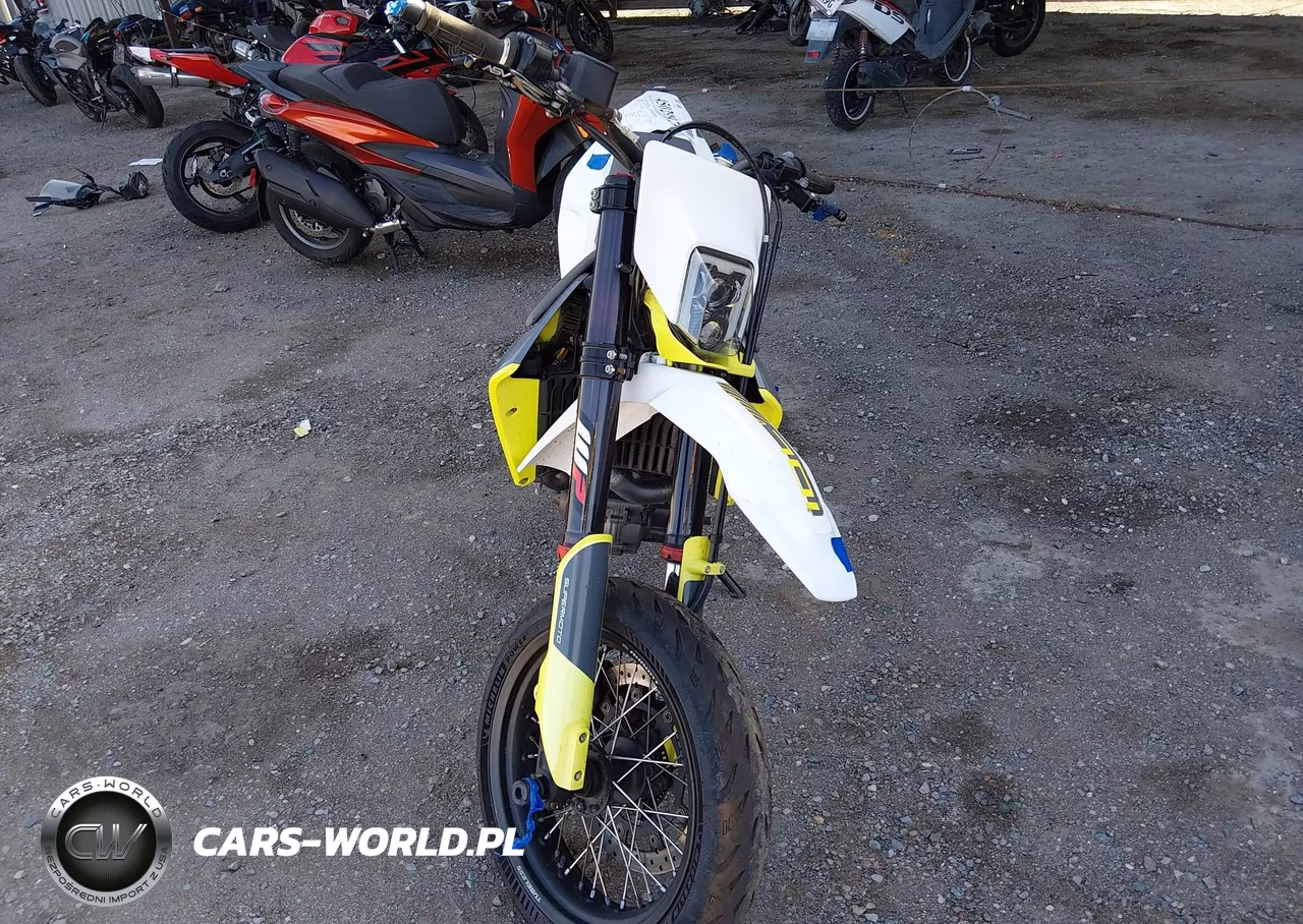 2020 Husqvarna Supermoto 701 VIN:VBKUSV408LM776567 - 5