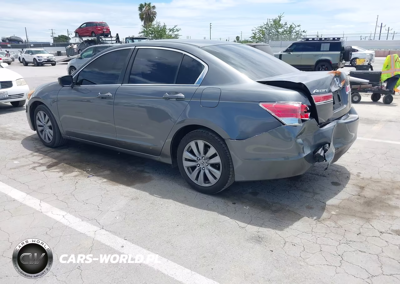 2012 Honda Accord 2.4 Ex VIN:1HGCP2F7XCA133194 - 3