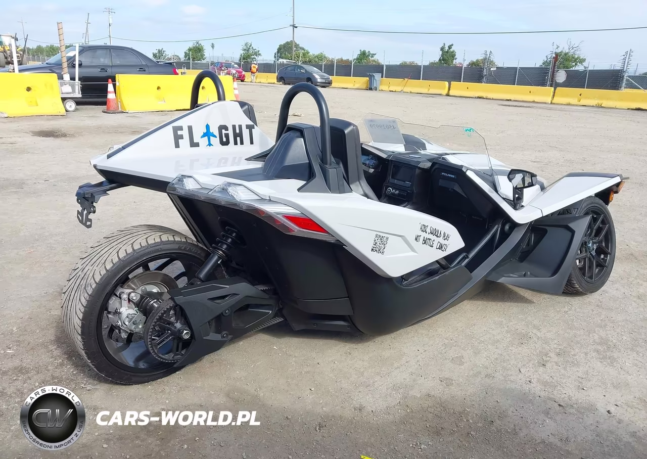 2022 Polaris Slingshot S VIN:57XAASHD9N8149110 - 4