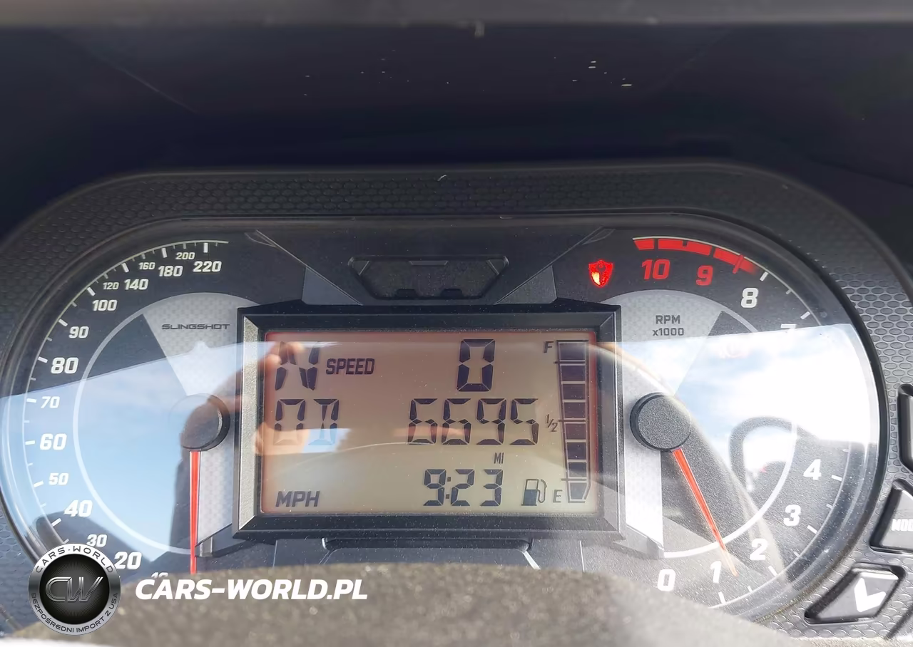 2022 Polaris Slingshot S VIN:57XAASHD9N8149110 - 7