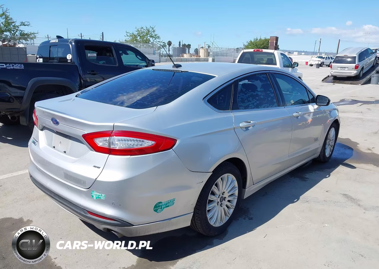 2015 Ford Fusion Energi Se Luxury VIN:3FA6P0PU8FR147311 - 4