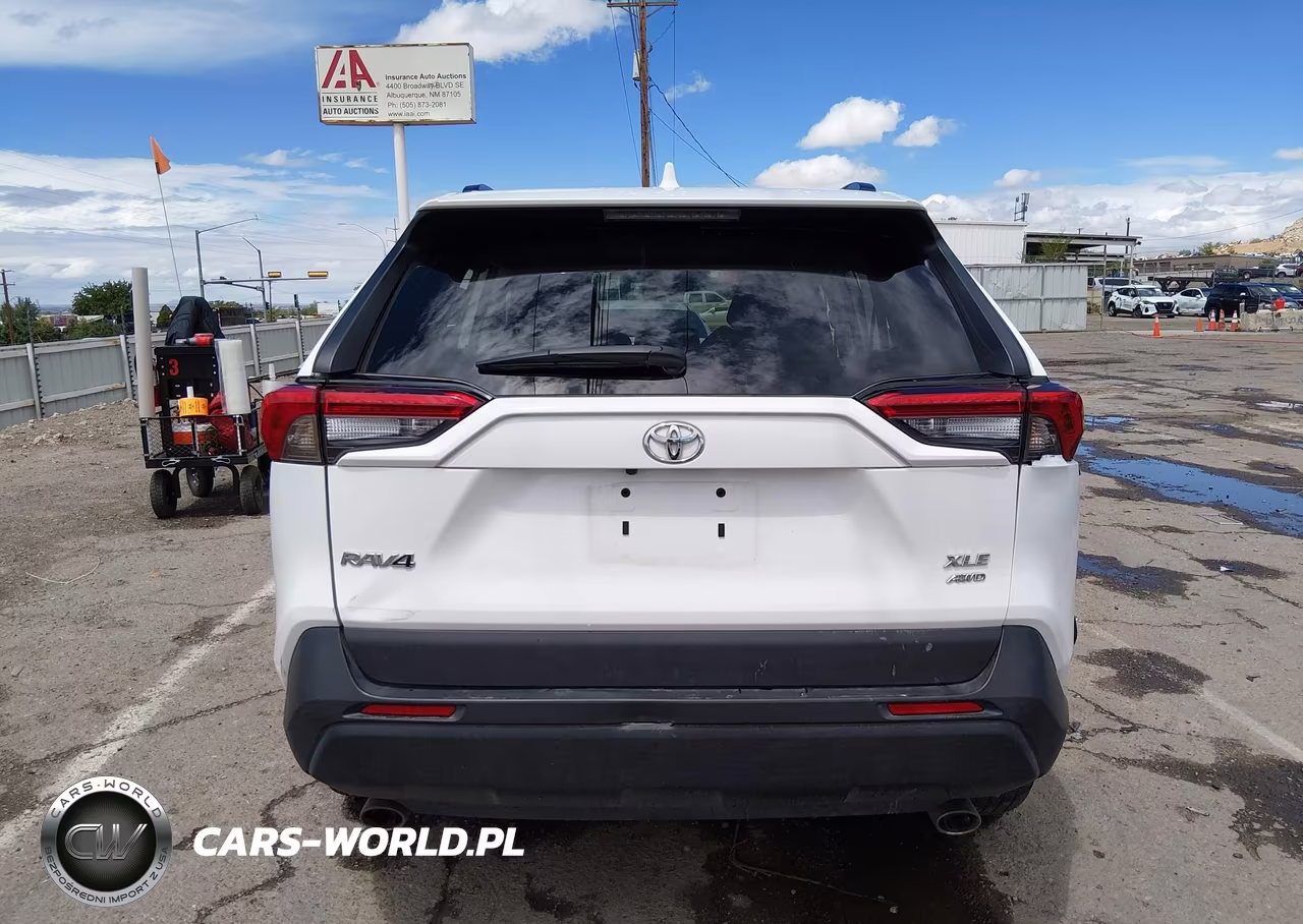 2021 Toyota Rav4 Xle VIN:2T3P1RFV3MW241877 - 16