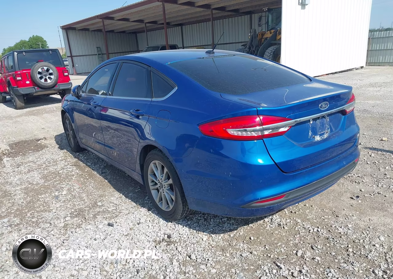 2017 Ford Fusion Se VIN:3FA6P0HD1HR365107 - 3