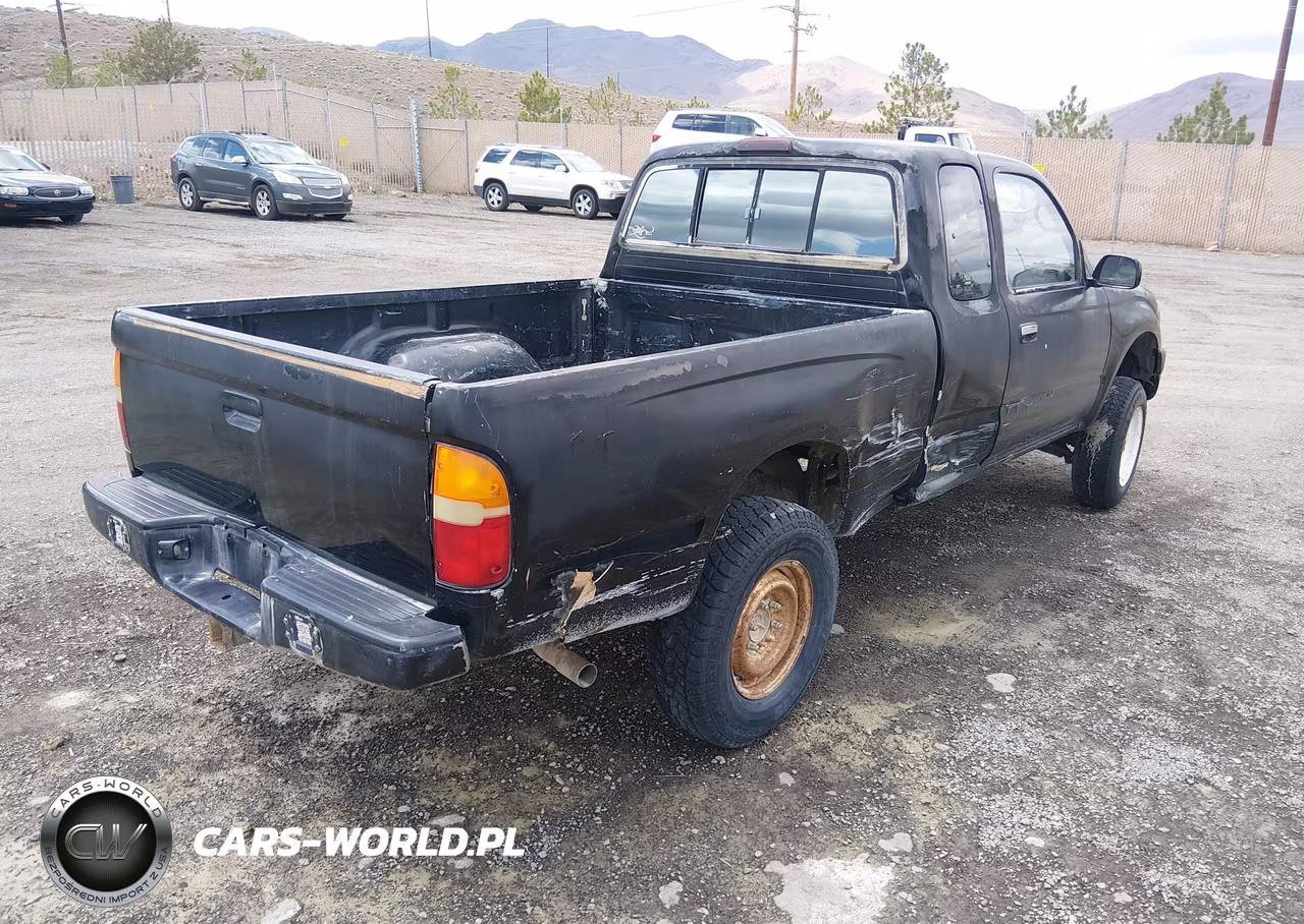 1995 Toyota Tacoma Xtracab VIN:4TAUN73C7SZ051832 - 4